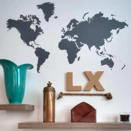 Typical In Midle Historic Center * Lisboa